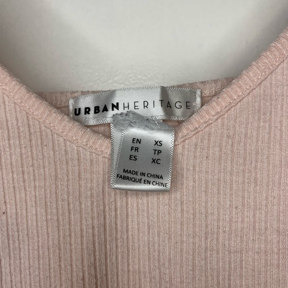 Pink tank top - Picture 2 of 2